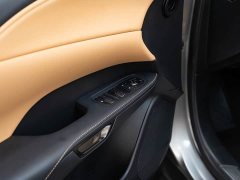 Lexus RX 300 four-wheel drive version - фото 17
