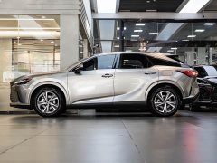 Lexus RX 300 four-wheel drive version - фото 4