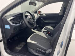 Volkswagen Polo 2019 Plus 1.5L Automatic Colorful Tech Edition - фото 6