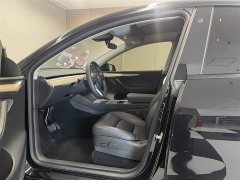 Tesla Model Y long-range all-wheel drive version - фото 17