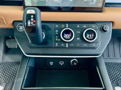 Land Rover Defender 110 3.0T P400 Dark Special Edition - фото 17
