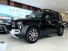 Land Rover Defender 110 3.0T P400 Dark Special Edition - фото 2
