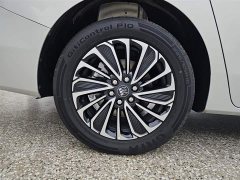 Buick GL8 New Energy Lu Shang Exclusive Edition - фото 16