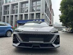 Changan UNI-V 1.5T premium - фото 2