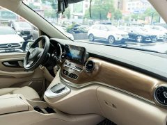 Mercedes-Benz V-Class 2022 V 260 L Long Wheelbase Luxury Edition - фото 9