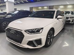 Audi A4L 2022 40 TFSI Fashionable and Dynamic - фото 1