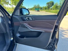 BMW X5 facelift xDrive 30Li M sports package - фото 12
