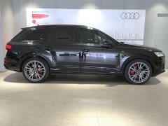 Audi Q7 2023 55 TFSI quattro S line ice and snow sports version - фото 3
