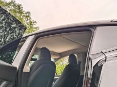 Tesla Model Y standard range rear-wheel drive version - фото 16