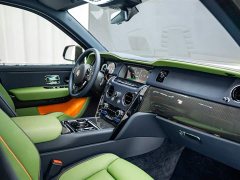 Rolls-Royce Cullinan Black Badge - фото 18