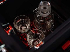 Rolls-Royce Cullinan Black Badge - фото 19