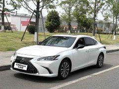 Lexus ES 2023 200 Excellence Edition - фото 1
