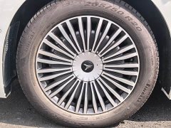 Voyah Lantu Dreamer PHEV four-wheel drive excellent Kunpeng version - фото 17