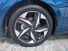 Lexus Elantra 1.5L CVT LUX Premium Edition - фото 15