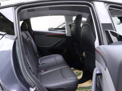 Tesla Model Y rear-wheel drive version - фото 14