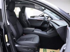 Tesla Model Y rear-wheel drive version - фото 17