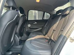 BMW 1 Series 120i M Sport Edition - фото 6