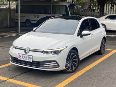 Volkswagen Golf facelift 200TSI DSG Pro - фото 1