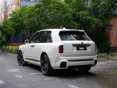 Rolls-Royce Cullinan 2025 Black Badge - фото 3