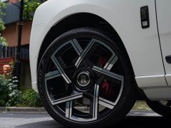 Rolls-Royce Cullinan 2025 Black Badge - фото 4