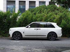 Rolls-Royce Cullinan 2025 Black Badge - фото 8
