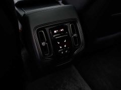 Aston Martin DBX 2023 4.0T V8 707 - фото 19