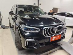 BMW X5 facelift xDrive 30Li exclusive M sports package - фото 2
