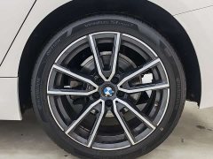 BMW 3 Series 320Li M Sport Package - фото 17