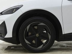 Lynk & Co Youzhong 06 2025 Pure - фото 8