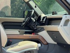 Land Rover Defender 90 2.0T P300 Tiger Ambition Edition - фото 3