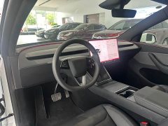 Tesla Model Y rear-wheel drive version - фото 4