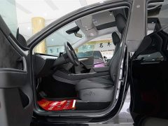 Tesla Model Y rear-wheel drive version - фото 5