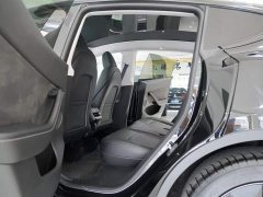 Tesla Model Y rear-wheel drive version - фото 6