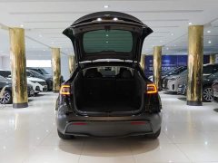 Tesla Model Y rear-wheel drive version - фото 7