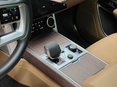 Land Rover Range Rover 2023 3.0 L6 360PS Grand Edition - фото 19