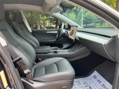 Tesla Model Y rear-wheel drive version - фото 11