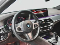 BMW 5 Series 530Li Leading M Sports Package - фото 17
