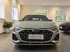 Audi A3 2025 A3L Limousine 35TFSI Flying Spur Exclusive - фото 2