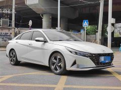 Lexus Elantra 1.5L CVT GLX Elite Edition - фото 3