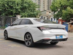 Lexus Elantra 1.5L CVT GLX Elite Edition - фото 7