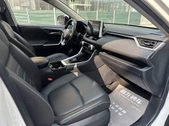 Toyota RAV4 Rongfang Dual Engine 2.5L E-CVT Four-wheel Drive Elite Plus Edition - фото 13