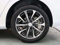 Geely Emgrand 4th generation 1.5L CVT flagship - фото 10