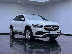 Mercedes-Benz GLA 200 - фото 3