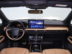 Lynk & Co Adventurer 2.0T Two-wheel drive Premium Edition - фото 20