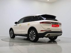 Lynk & Co Adventurer 2.0T Two-wheel drive Premium Edition - фото 3