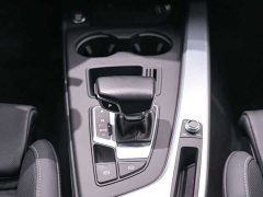 Audi A4L 40 TFSI Fashionable and Dynamic - фото 11
