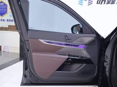 BMW 7 Series 2023 735Li M Sports Package - фото 18