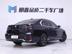 BMW 7 Series 2023 735Li M Sports Package - фото 7