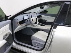 Lynk & Co eπ007 2024 620 Pro - фото 8