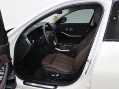 BMW 3 Series 2022 320i Sports Package - фото 13